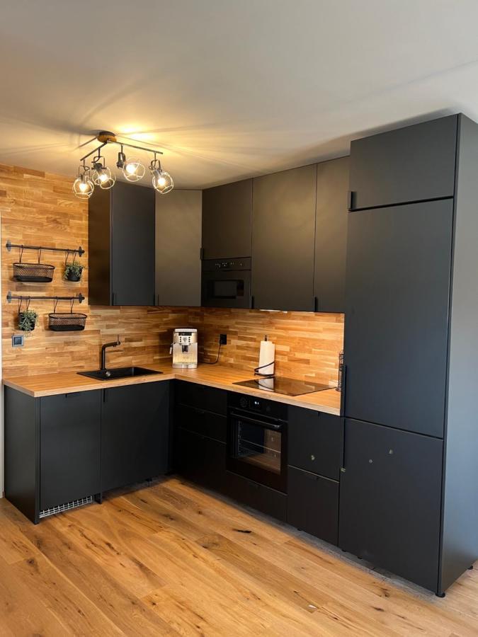 Apartment Alaska ฮาร์ราคอฟ ภายนอก รูปภาพ